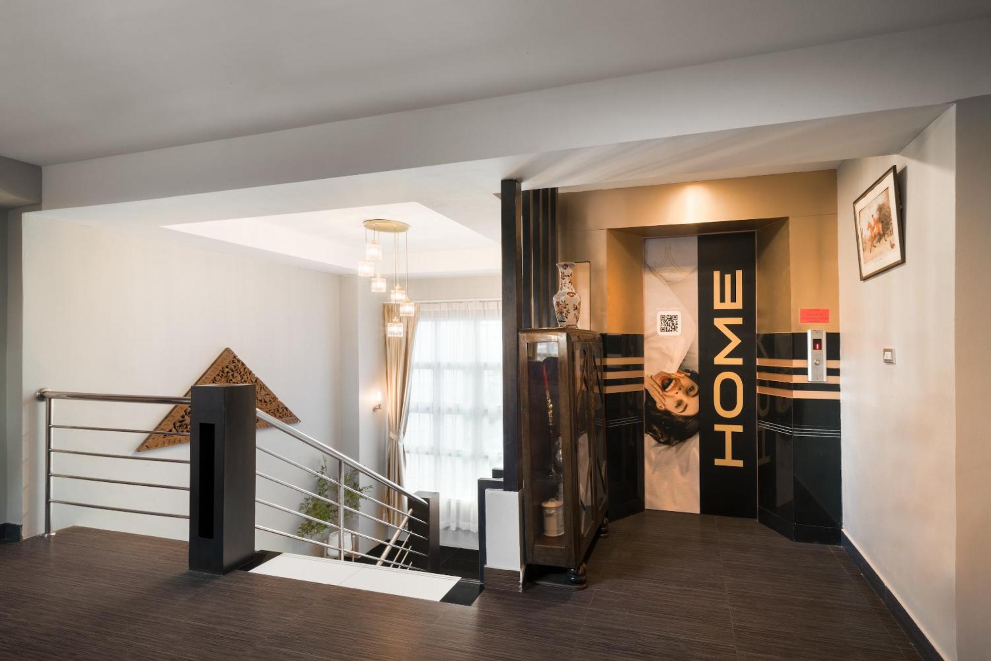 Aspira Suites Sukhumvit 20 Бангкок Экстерьер фото
